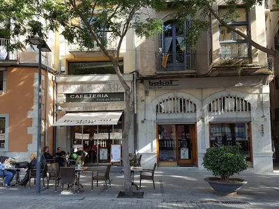 Restaurant Cafeteria Pont de Pedra - Restaurante in Girona