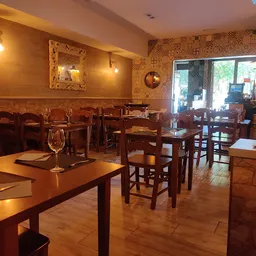 Restaurante Braseria la catedral - Restaurante Brasería en Tarragona - Oriente Medio