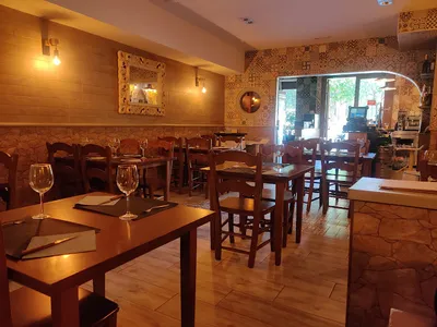 Restaurante Braseria la catedral - Restaurante Brasería en Tarragona - Oriente Medio in Tarragona