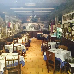 Restaurante El Ñeru - Cocina Regional