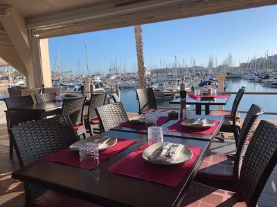 Restaurante La Brújula - Mediterránea in Alicante