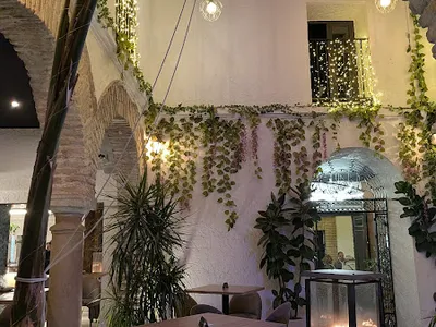 Restaurante La Esquinita de la Judería El Patio - Restaurante in Córdoba