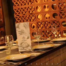 Restaurante Los Cuevas - Cocina Regional