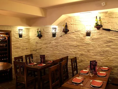 Restaurante Mas que Vinos - Parrilla in Granada