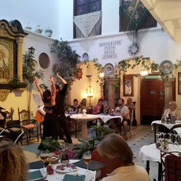 Restaurante Patio de la Judería - Cocina Regional