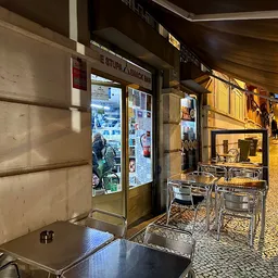 Rose Stupa - Restaurante