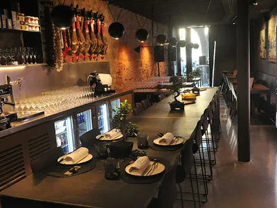 SinoFos Restaurant - Restaurante in Girona