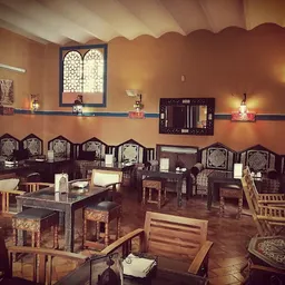 Tetería-Comida Árabe "Halal" PETRA - Oriente Medio