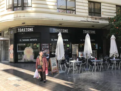 TOASTONE - Tapas in Valencia