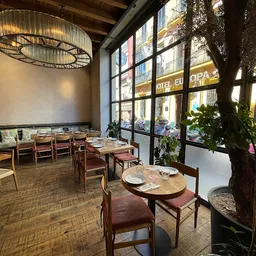 Torres y García | Restaurante en El Arenal - Española