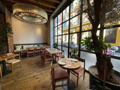 Torres y García | Restaurante en El Arenal - Española in Seville