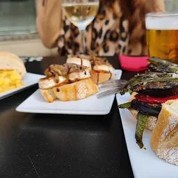 TrikuHarri Taberna Jatetxea - Parrilla