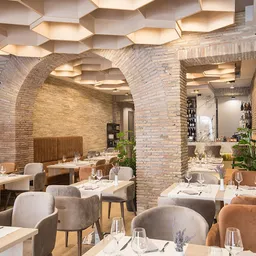 Unik Restaurant - Restaurante