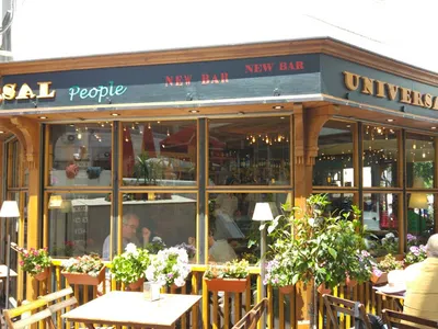 Universal People Bar de Tapas - Tapas in Seville