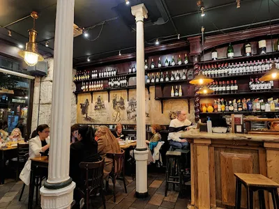 Venta El Buscón - Española in Madrid