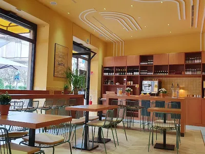 Via Pasteria - Corso Italia - Italiana in Milan