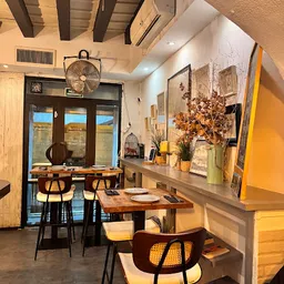 Vuela Tapas & Cocktail - Tapas